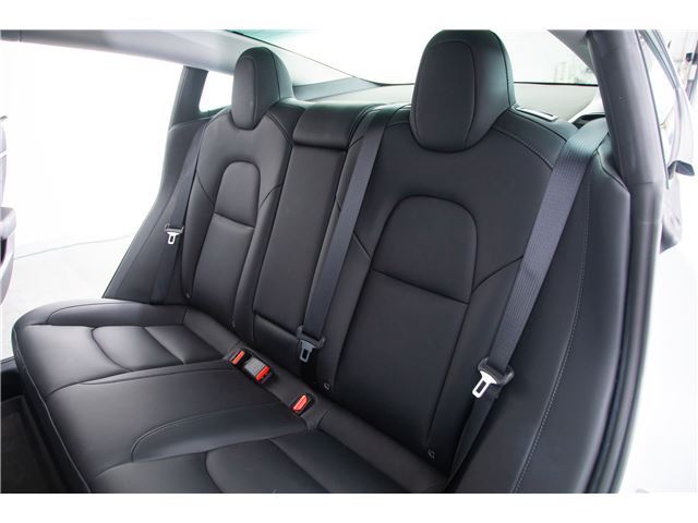صورة مصغرة 62 لـ 2021 Tesla MODEL 3