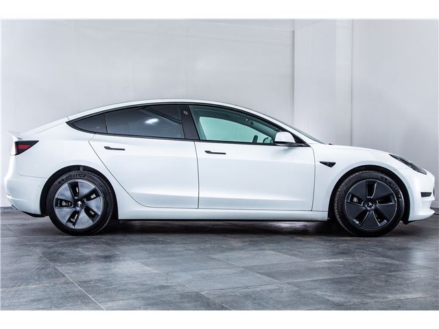 صورة مصغرة 11 لـ 2021 Tesla MODEL 3