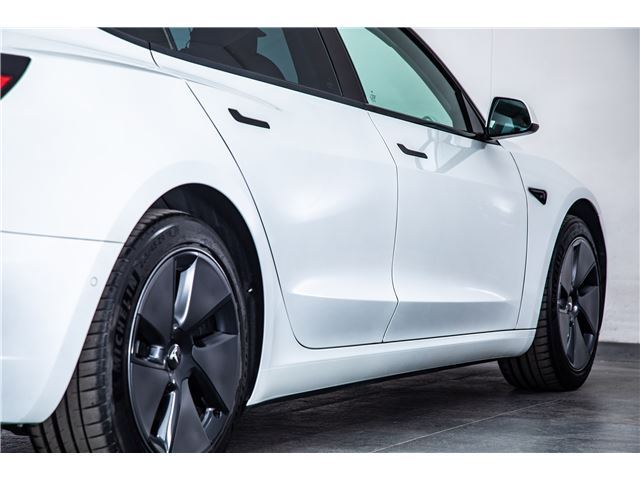 صورة مصغرة 26 لـ 2021 Tesla MODEL 3