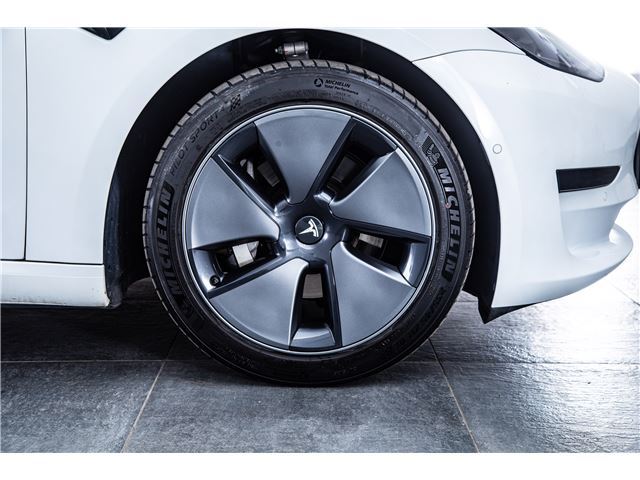 صورة مصغرة 36 لـ 2021 Tesla MODEL 3