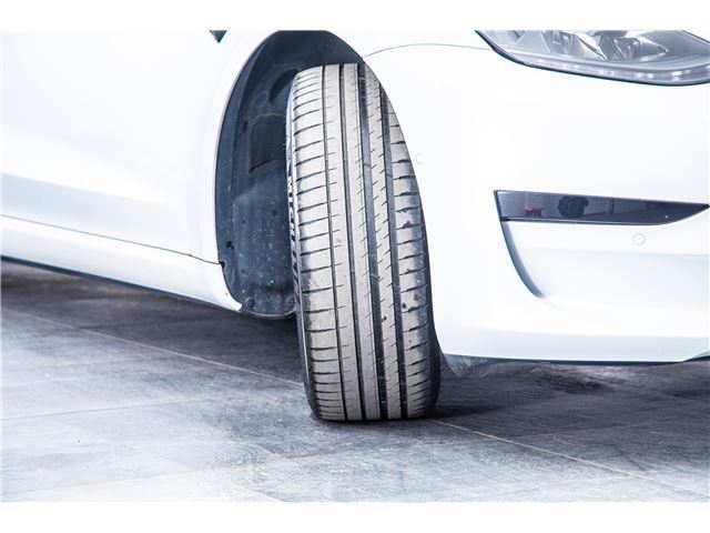 صورة مصغرة 38 لـ 2021 Tesla MODEL 3