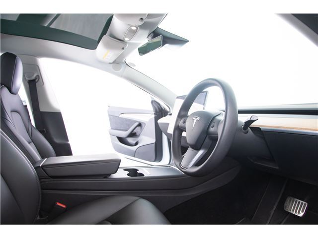 صورة مصغرة 40 لـ 2021 Tesla MODEL 3