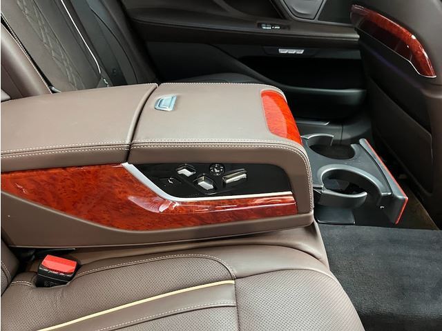 2018 Alpina B7 缩略图 29