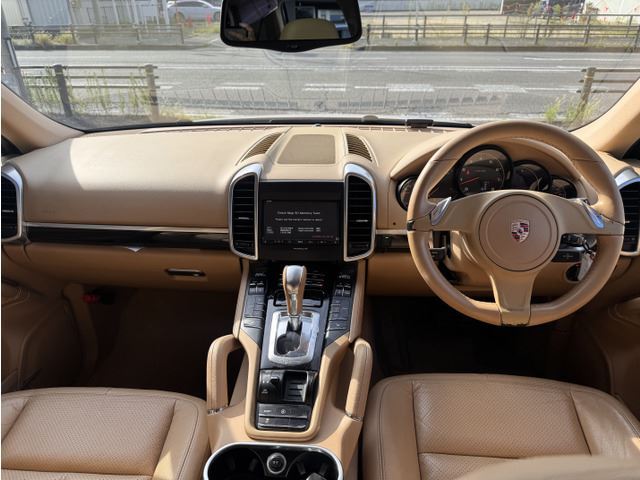 صورة 5 لـ 2013 Porsche CAYENNE