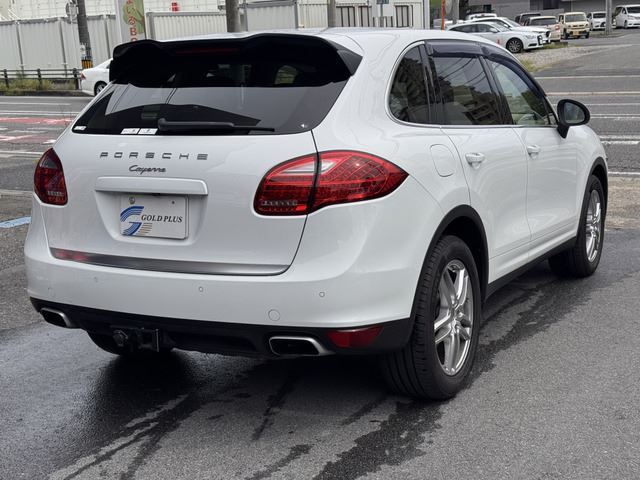 صورة 4 لـ 2013 Porsche CAYENNE