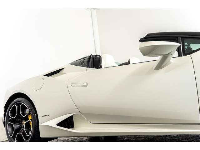 صورة مصغرة 15 لـ 2016 Lamborghini HURACAN SPYDER