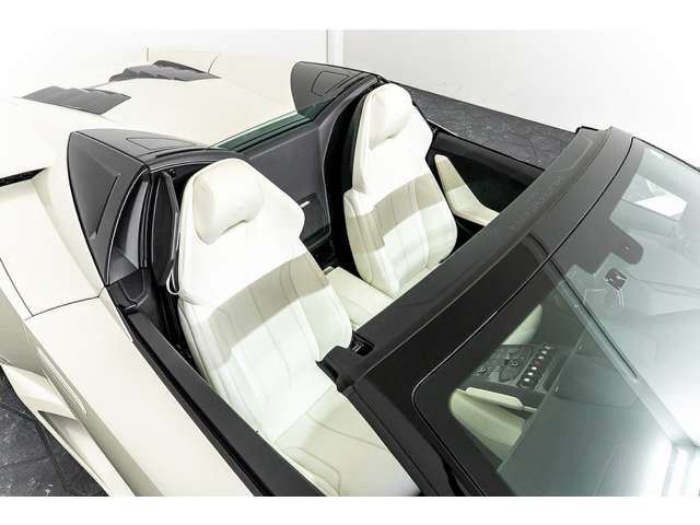 صورة مصغرة 17 لـ 2016 Lamborghini HURACAN SPYDER