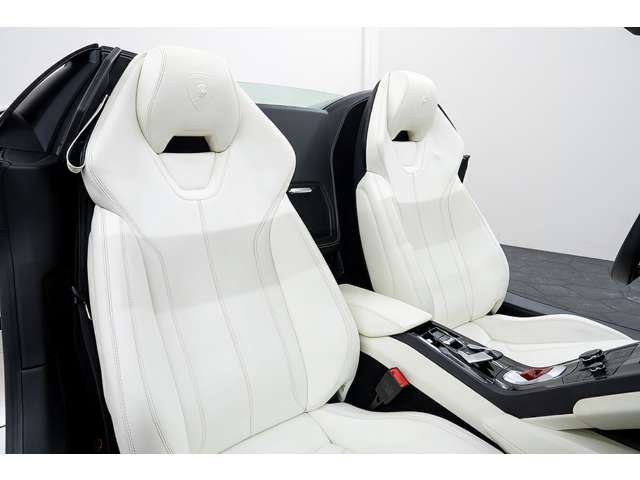 صورة مصغرة 44 لـ 2016 Lamborghini HURACAN SPYDER