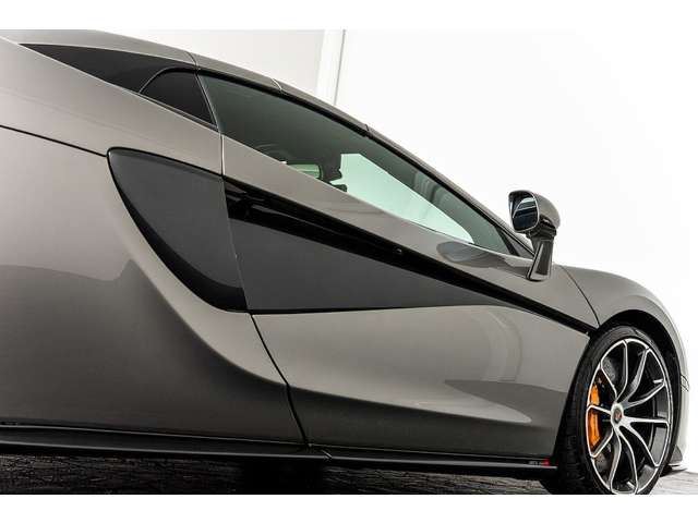 2017 Mclaren 570S SPIDER 缩略图 28