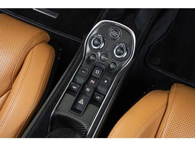 2017 Mclaren 570S SPIDER 缩略图 59
