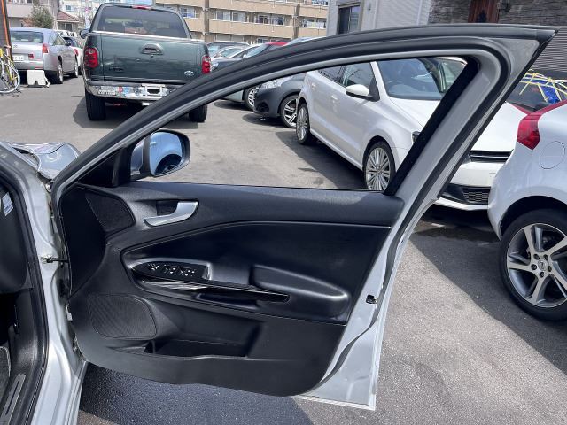 2013 ALFA Romeo GIULIETTA 缩略图 35