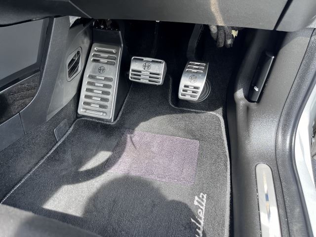 2013 ALFA Romeo GIULIETTA 缩略图 42