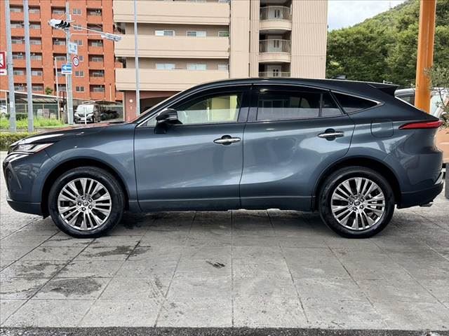 2021 Toyota HARRIER — миниатюра 12