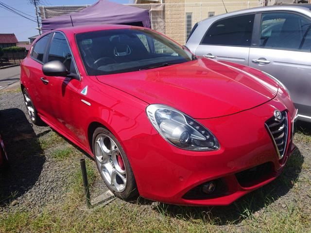 2014 ALFA Romeo GIULIETTA 照片 2