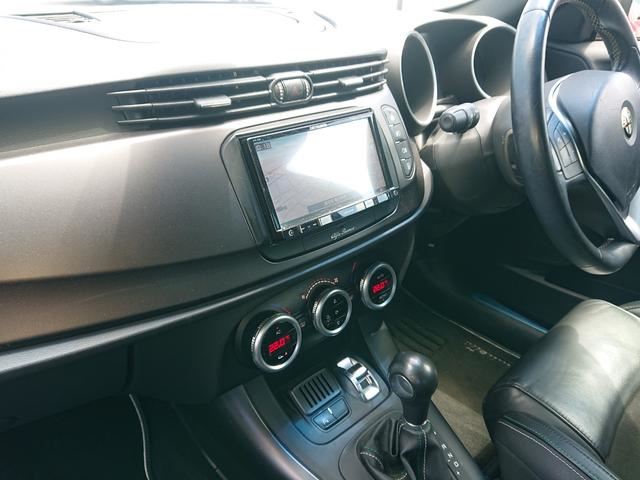 2014 ALFA Romeo GIULIETTA 缩略图 21
