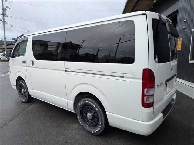 صورة مصغرة 19 لـ 2007 Toyota HIACE