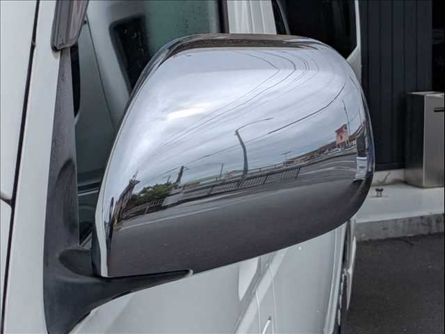 صورة مصغرة 25 لـ 2007 Toyota HIACE