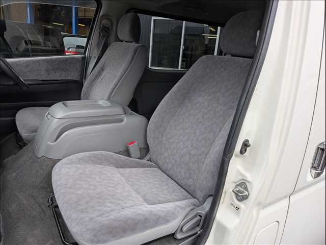صورة مصغرة 33 لـ 2007 Toyota HIACE