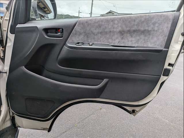صورة مصغرة 46 لـ 2007 Toyota HIACE