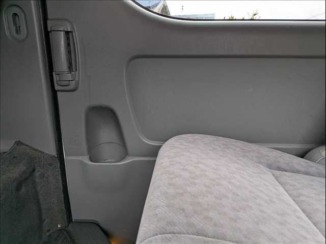 صورة مصغرة 49 لـ 2007 Toyota HIACE