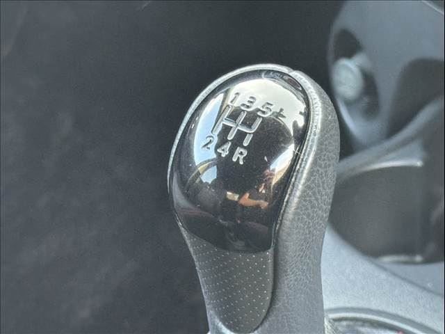 2014 Nissan MARCH 照片 5