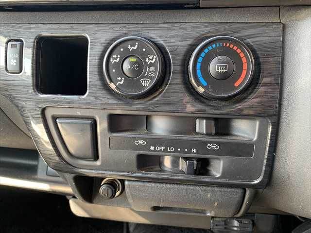 2006 Toyota HIACE 缩略图 35