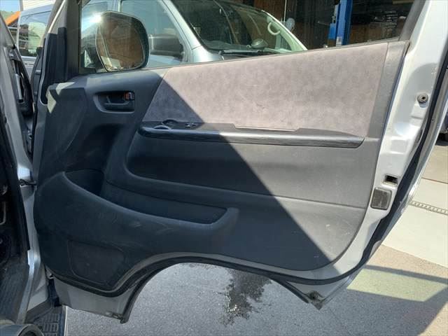 2006 Toyota HIACE 缩略图 48