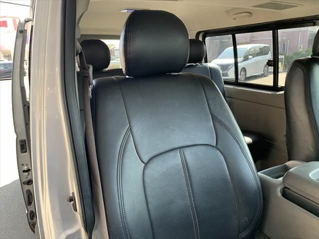 2006 Toyota HIACE 缩略图 49