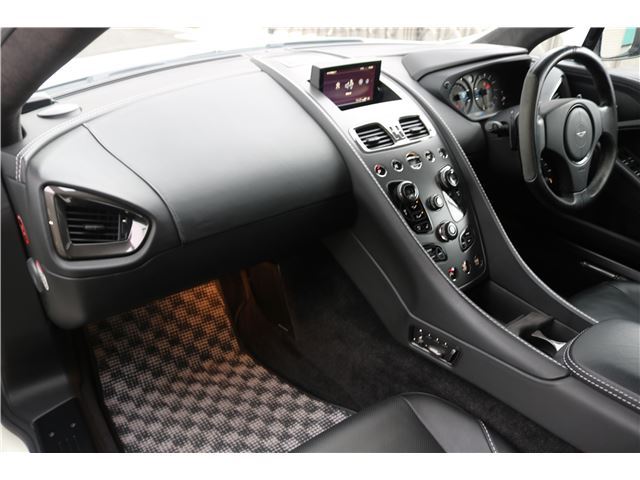 2013 Aston Martin V12 VANQUISH — миниатюра 22