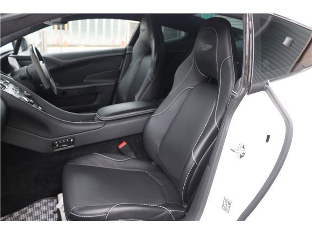 2013 Aston Martin V12 VANQUISH — миниатюра 23