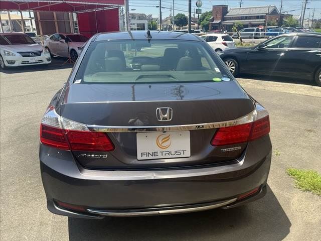 صورة مصغرة 18 لـ 2013 Honda ACCORD HYBRID