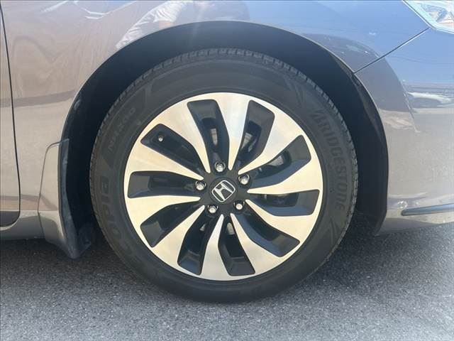 صورة مصغرة 27 لـ 2013 Honda ACCORD HYBRID