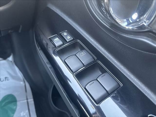 2016 Nissan MARCH 缩略图 38