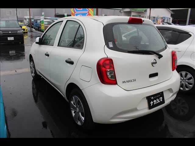 2015 Nissan MARCH 照片 2