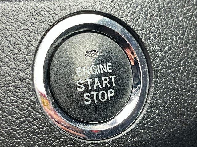 صورة مصغرة 17 لـ 2010 Toyota VOXY