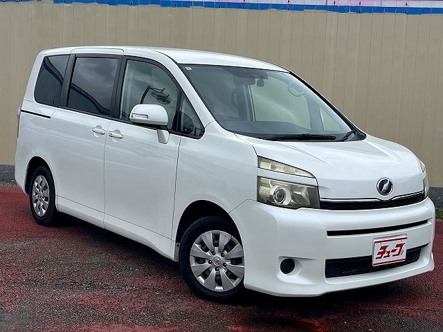 2010 Toyota VOXY 照片 7