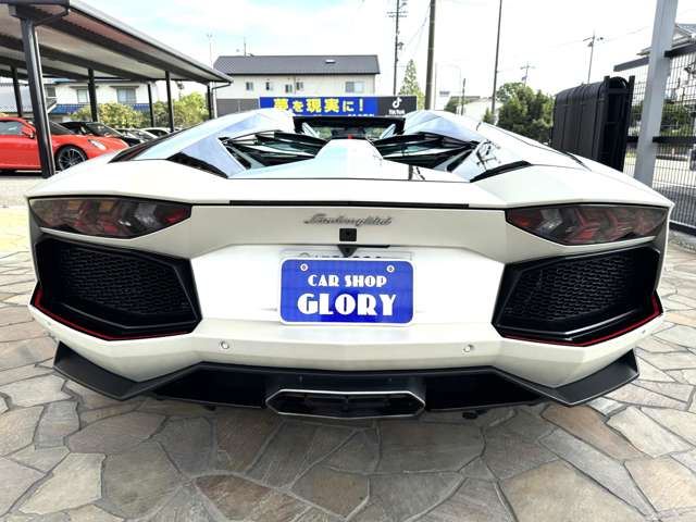 صورة 3 لـ 2015 Lamborghini AVENTADOR ROADSTER