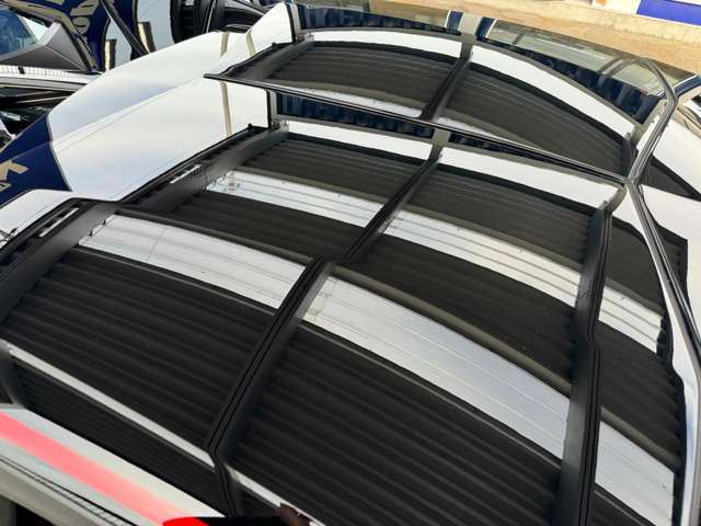 2015 Lamborghini AVENTADOR ROADSTER — миниатюра 40