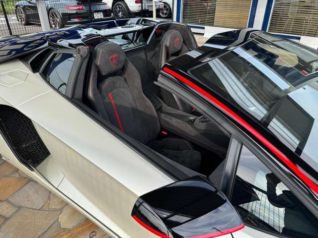 2015 Lamborghini AVENTADOR ROADSTER — миниатюра 41