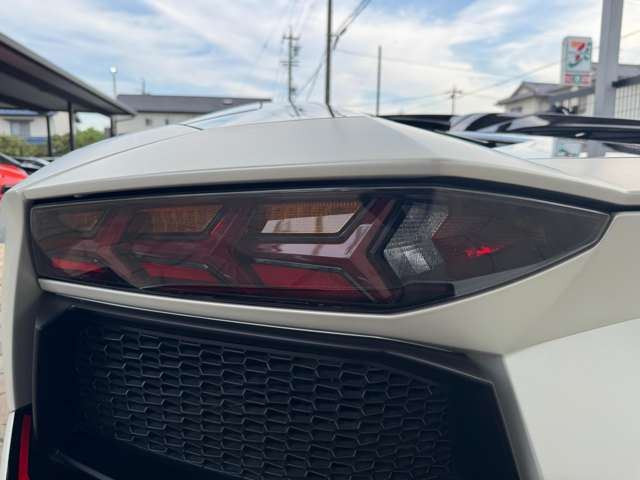 2015 Lamborghini AVENTADOR ROADSTER — миниатюра 49