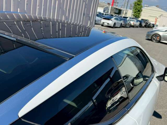 2017 Lexus LC — миниатюра 28