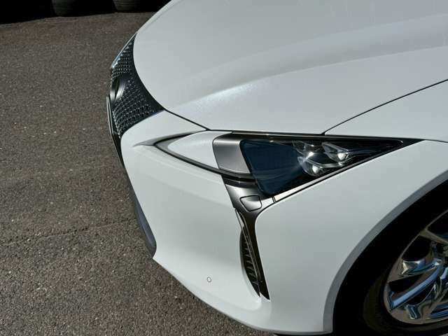 2017 Lexus LC — миниатюра 31