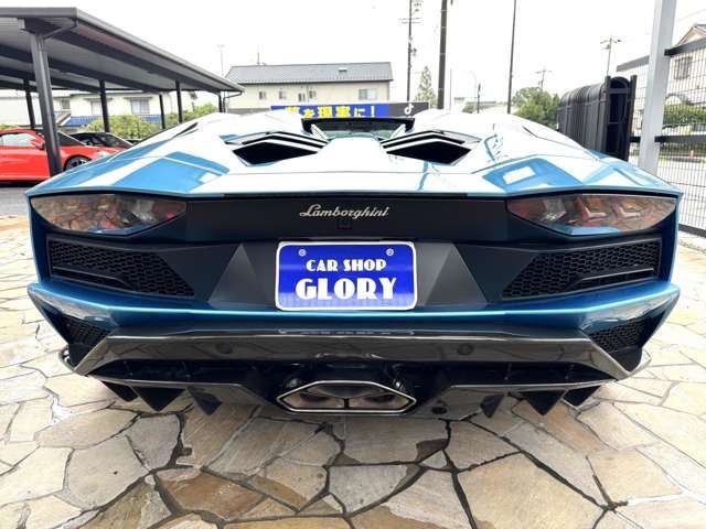 صورة 3 لـ 2019 Lamborghini AVENTADOR ROADSTER