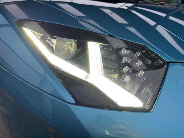 2019 Lamborghini AVENTADOR ROADSTER — миниатюра 48