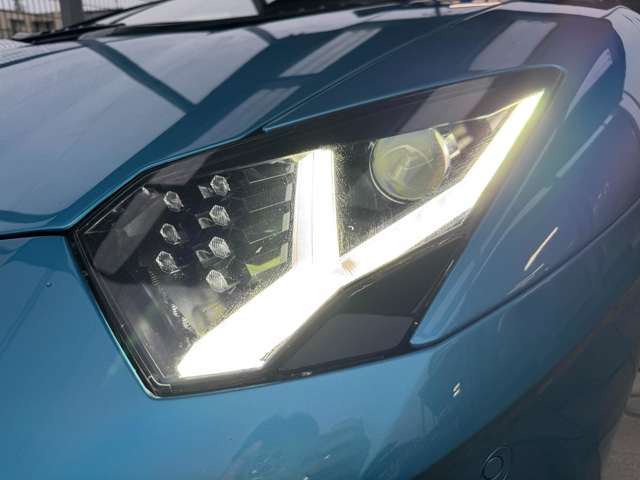 2019 Lamborghini AVENTADOR ROADSTER — миниатюра 49