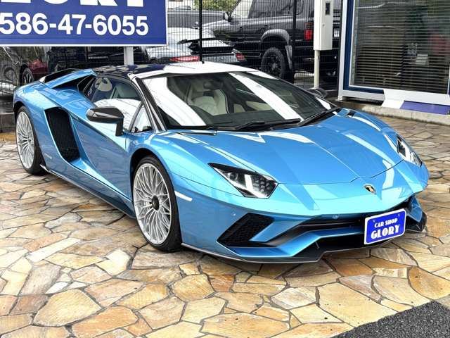 صورة 4 لـ 2019 Lamborghini AVENTADOR ROADSTER