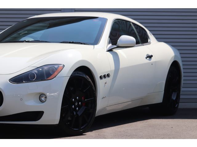 2012 Maserati GRAN TURISMO 缩略图 31