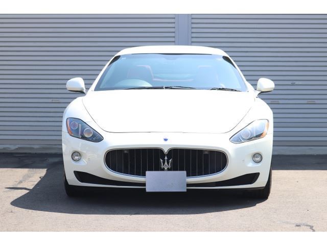 2012 Maserati GRAN TURISMO photo 5