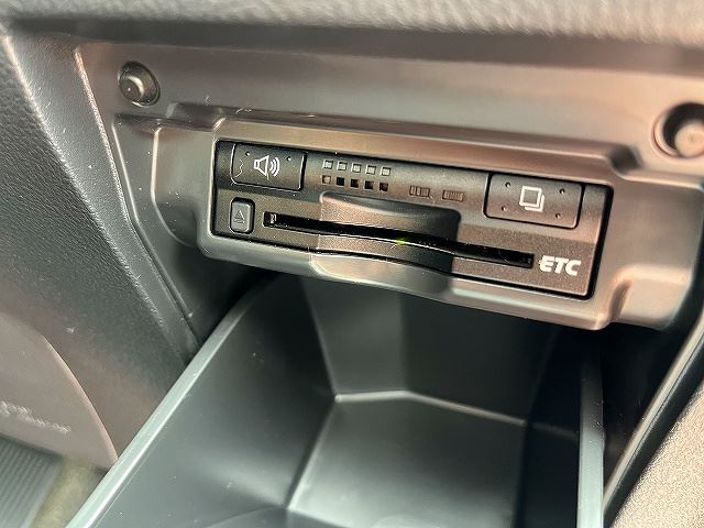 صورة مصغرة 16 لـ 2009 Toyota VELLFIRE