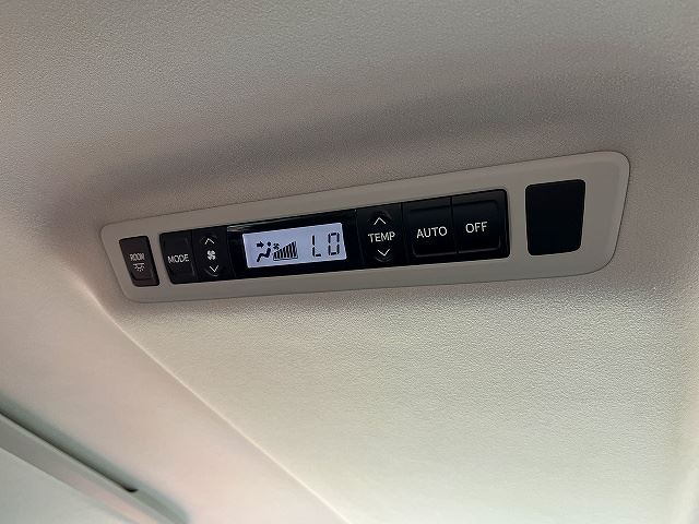 صورة مصغرة 24 لـ 2009 Toyota VELLFIRE
